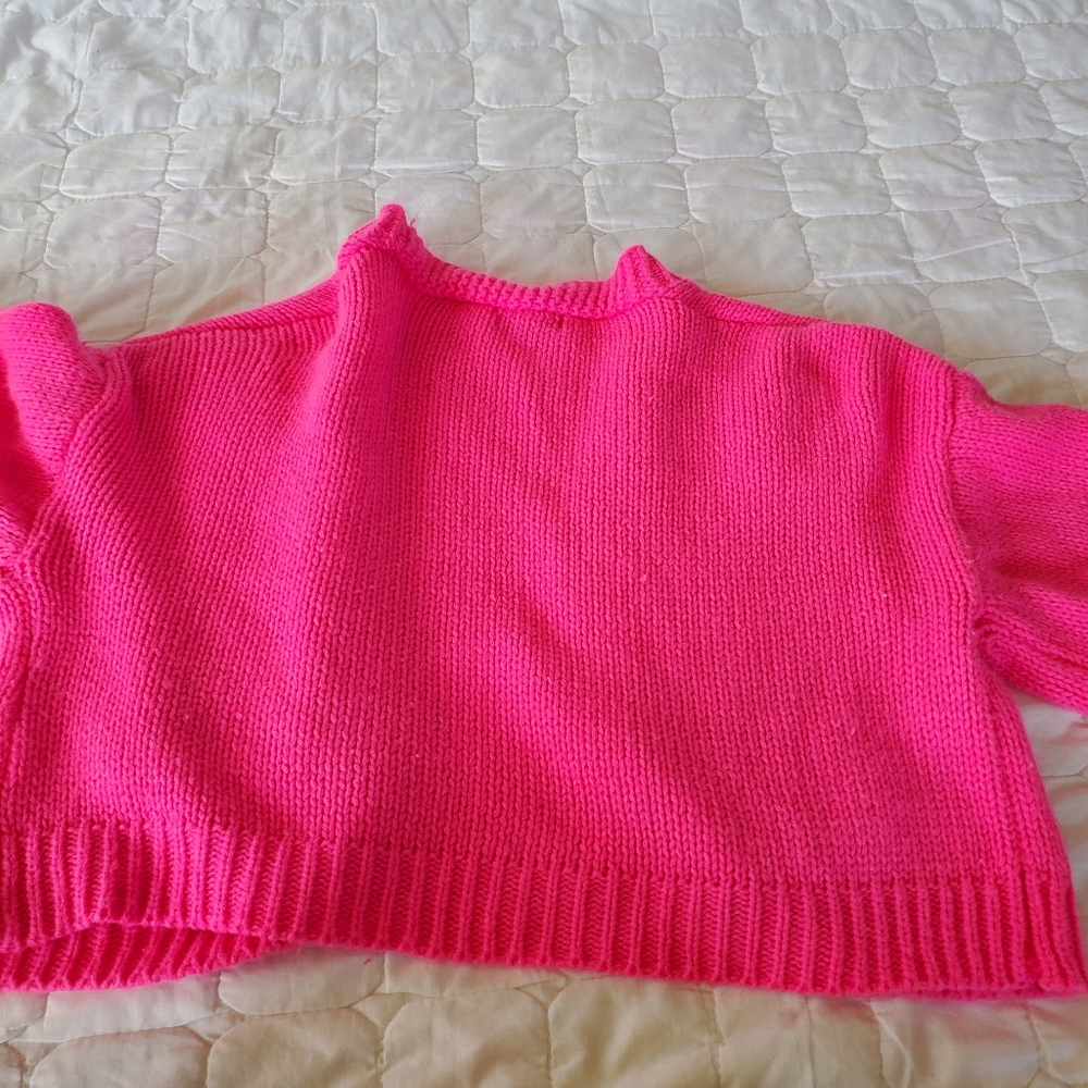 Sweater - Picture 13 of 13
